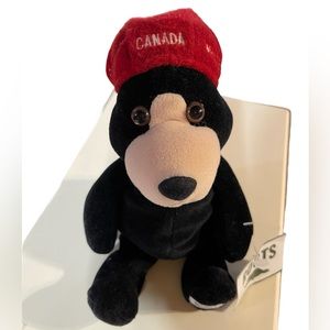 Roots Collection Bear with red Canada Toque New with tag